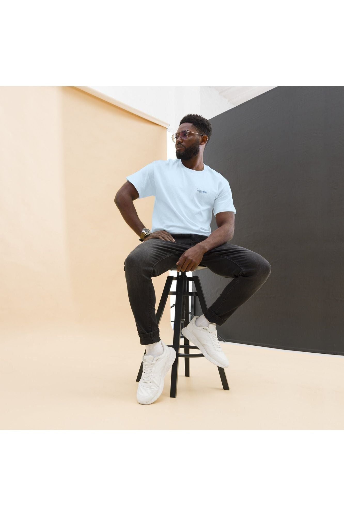 Mr Photogenic Classic Logo T-Shirt